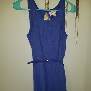 Blue dress w belt